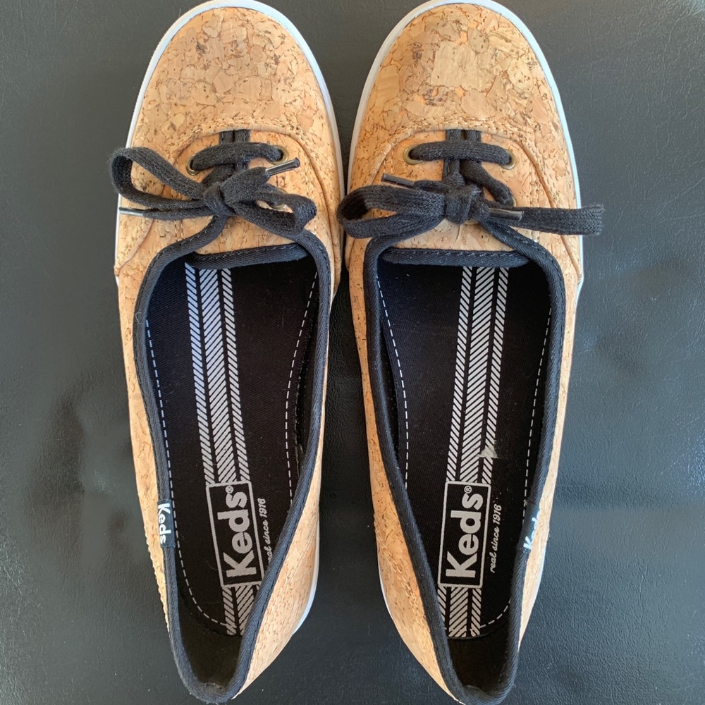 KEDS Cork Lace-Up Teacup shoes